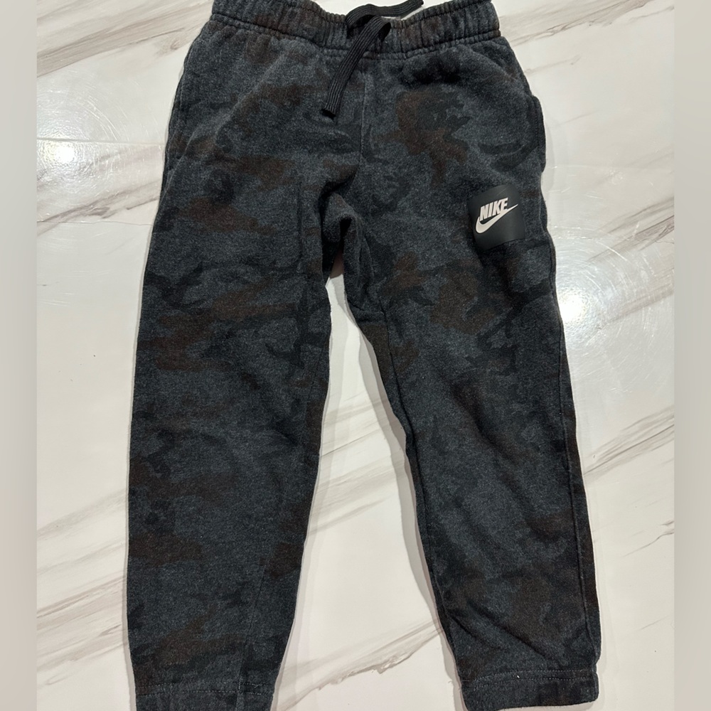 Nike Camo Joggers
